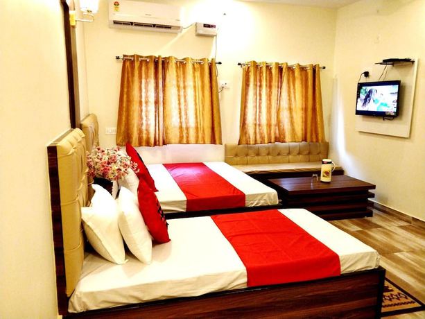 Imagen de la habitación del Hotel City, Prayagraj. Foto 10