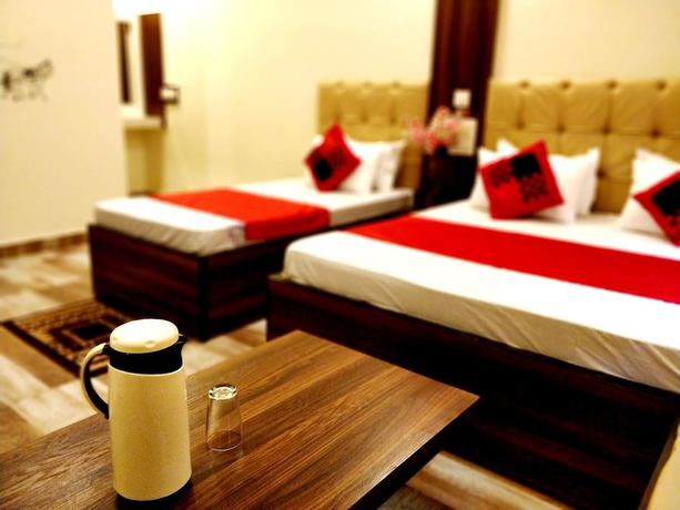 Imagen de la habitación del Hotel City, Prayagraj. Foto 15