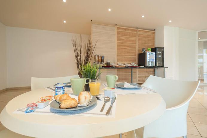 Imagen de los interiores del Hotel City Résidence Marne la Vallée - Bry sur Marne. Foto 10