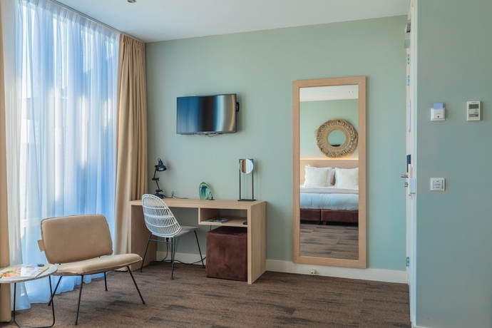 Imagen de la habitación del Hotel City Rembrandt. Foto 16