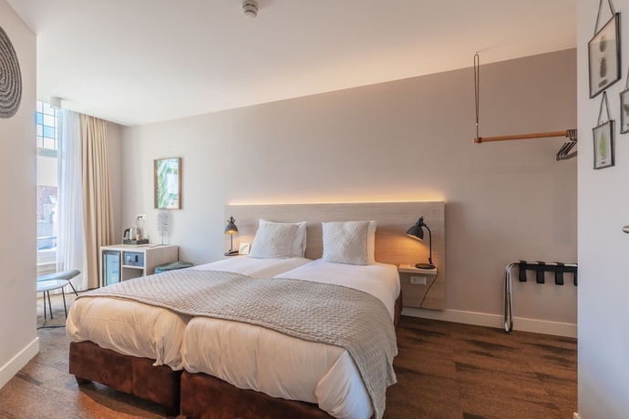 Imagen de la habitación del Hotel City Rembrandt. Foto 17