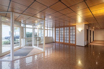 Imagen de los interiores del Hotel City Residence Access Strasbourg. Foto 8