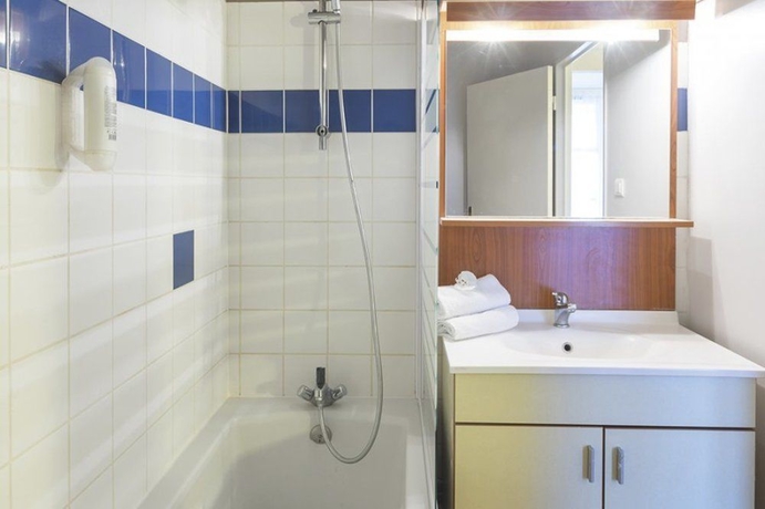 Imagen de la habitación del Hotel City Residence Nancy. Foto 5