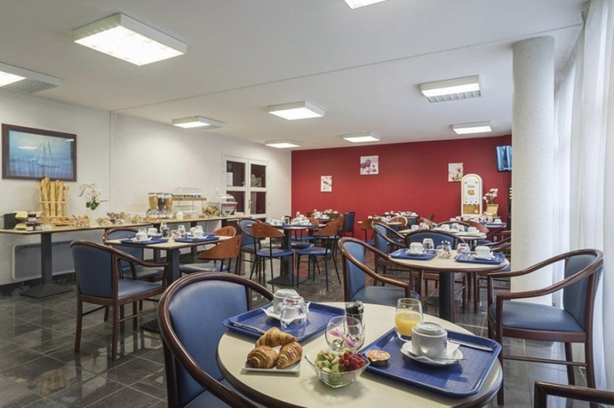 Imagen del bar/restaurante del Hotel City Residence Nancy. Foto 4