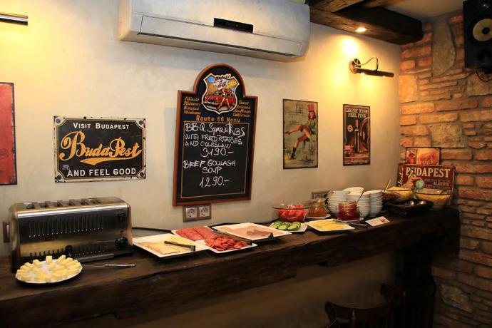 Imagen del bar/restaurante del Hotel City Ring. Foto 4