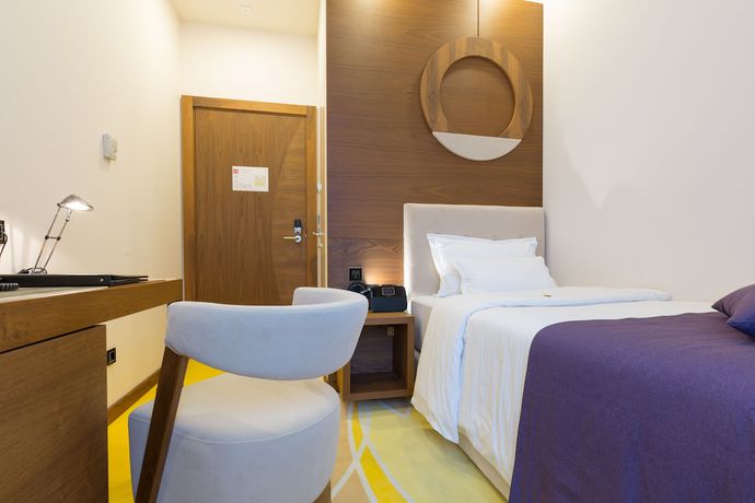 Imagen de la habitación del Hotel City Savoy. Foto 3