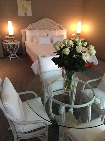 Imagen de la habitación del Hotel City, Senigallia. Foto 9