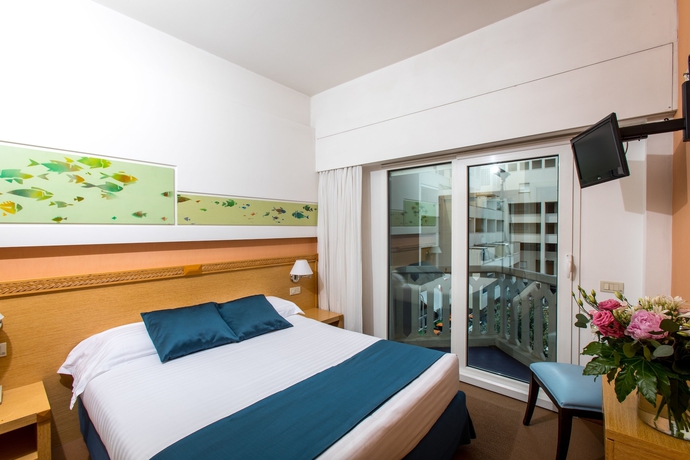 Imagen de la habitación del Hotel City, Senigallia. Foto 12