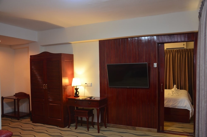 Imagen de la habitación del Hotel City Star. Foto 3