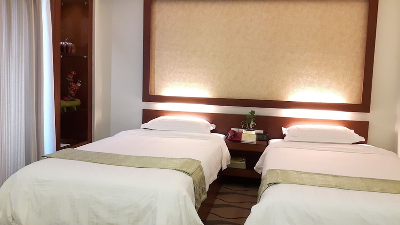 Imagen de la habitación del Hotel City Star. Foto 9
