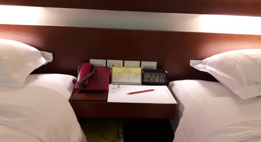 Imagen de la habitación del Hotel City Star. Foto 11