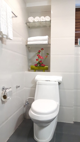 Imagen de la habitación del Hotel City Star. Foto 16