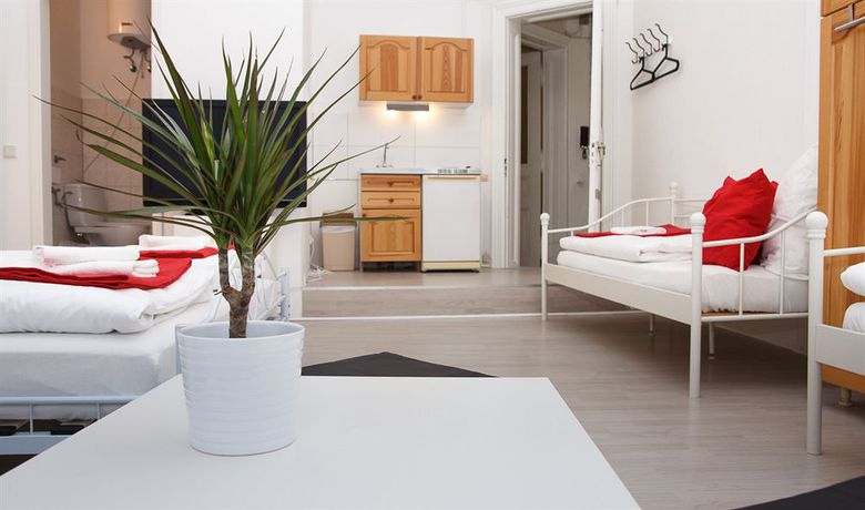 Imagen de la habitación del Hotel City Stop Berlin. Foto 5