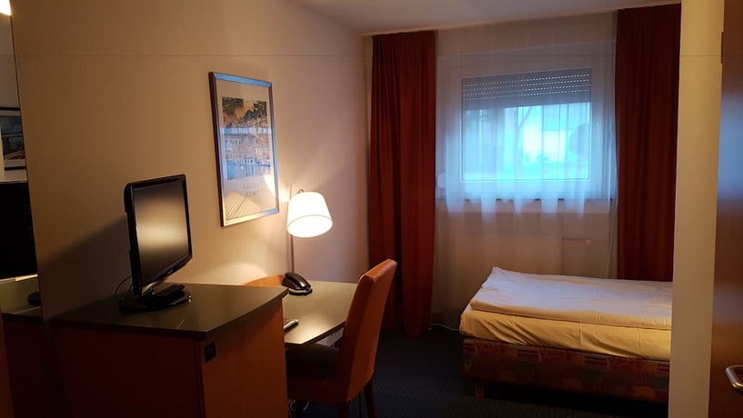 Imagen de la habitación del Hotel City Stuttgart. Foto 4