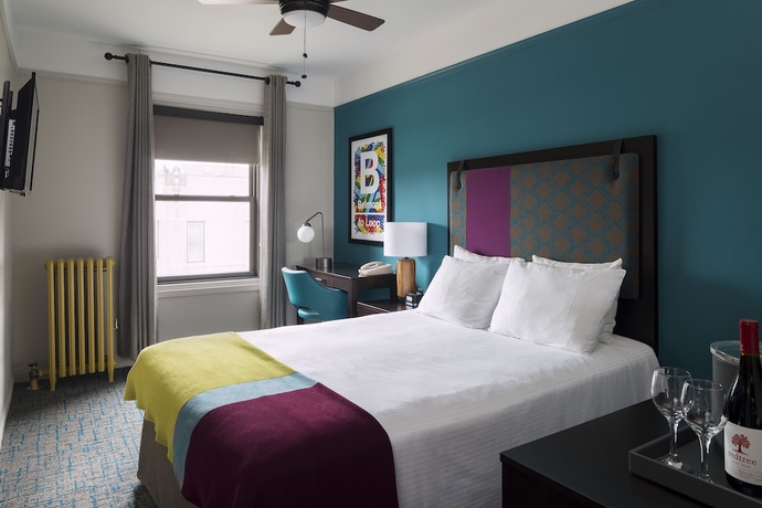 Imagen de la habitación del Hotel City Suites. Foto 11