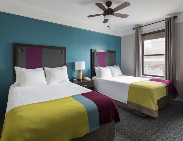 Imagen de la habitación del Hotel City Suites. Foto 12