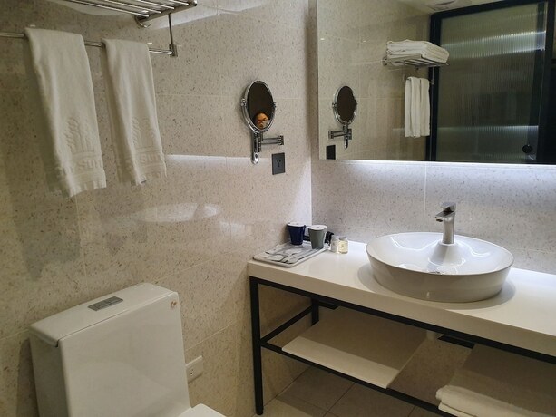 Imagen general del Hotel City Suites Taoyuan Station. Foto 10