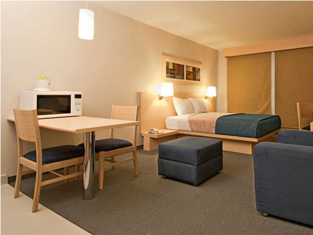 Imagen general del Hotel City Suites Toluca. Foto 8