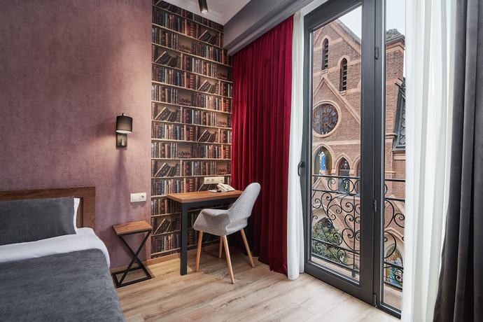 Imagen de la habitación del Hotel City, Tbilisi. Foto 9