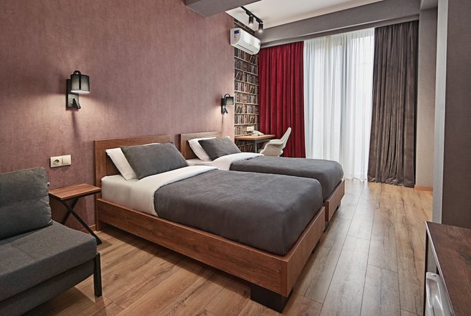Imagen de la habitación del Hotel City, Tbilisi. Foto 14