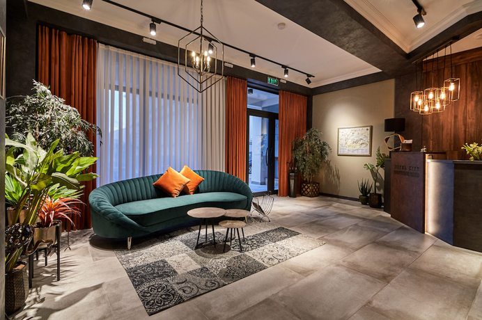 Imagen de los interiores del Hotel City, Tbilisi. Foto 20