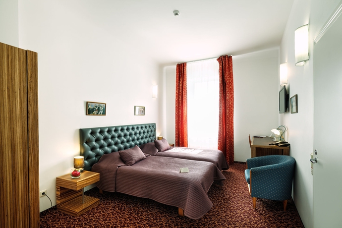 Imagen de la habitación del Hotel City Teater. Foto 10