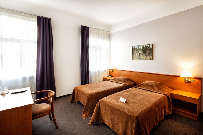 Imagen de la habitación del Hotel City Teater. Foto 12