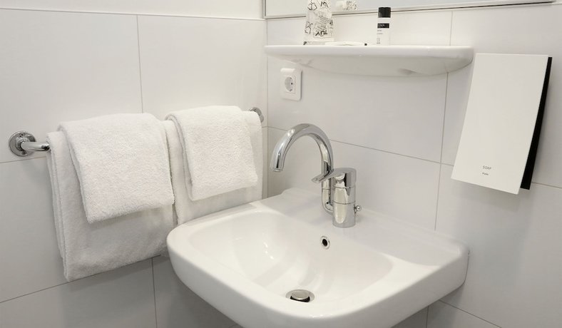 Imagen de la habitación del Hotel City Terneuzen. Foto 7