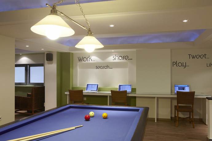 Imagen de los interiores del Hotel City Thessaloniki. Foto 14