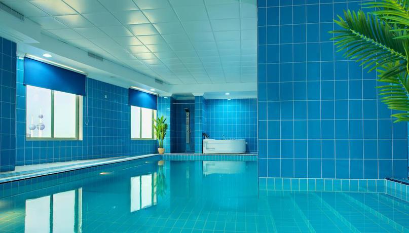 Imagen de la piscina del Hotel City Tower, Kuwait. Foto 17