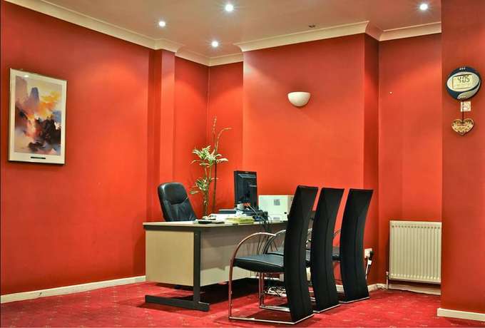 Imagen de los interiores del Hotel City View London. Foto 19