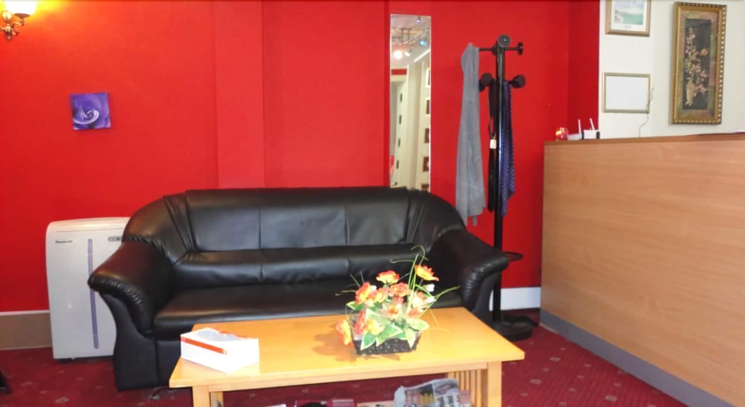 Imagen de los interiores del Hotel City View Roman Road. Foto 12