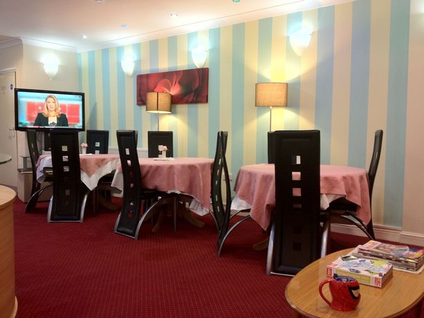 Imagen del bar/restaurante del Hotel City View Roman Road Market. Foto 2