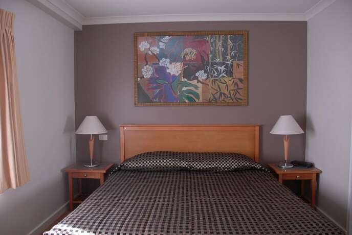 Imagen de la habitación del Hotel City West Accommodation. Foto 16