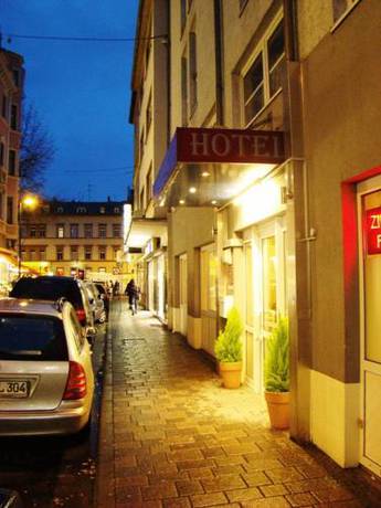 Imagen de la habitación del Hotel City Wiesbaden. Foto 2