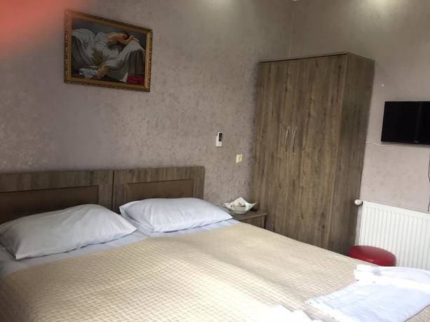 Imagen de la habitación del Hotel City, Zugdidi. Foto 9