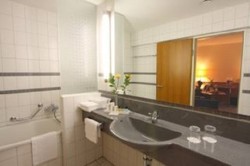 Imagen de la habitación del Hotel City am CCS. Foto 6