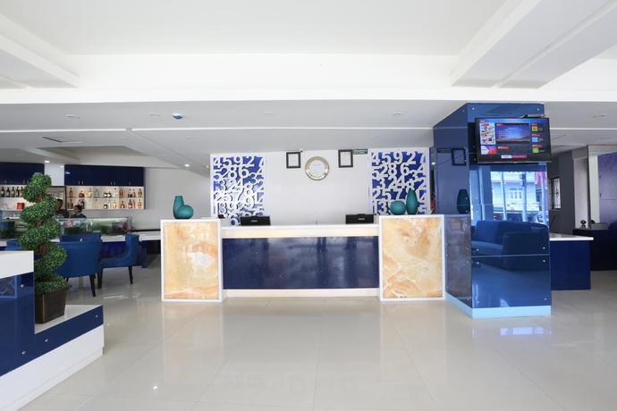 Imagen de los interiores del Hotel City and Suites. Foto 9