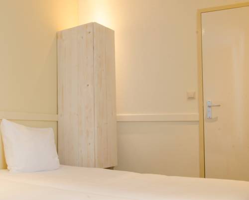 Imagen de la habitación del Hotel City2beach. Foto 8