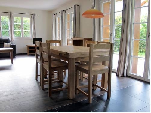 Imagen de los interiores del Hotel CityChalet. Foto 4