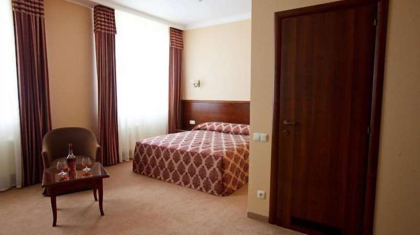 Imagen de la habitación del Hotel CityClub. Foto 6