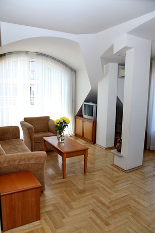 Imagen de los interiores del Hotel CityResidence Aparthotel. Foto 11