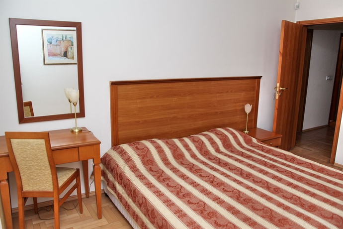 Imagen de la habitación del Hotel CityResidence Aparthotel. Foto 7