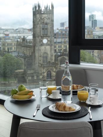 Imagen de la habitación del Hotel CitySuites Two Aparthotel. Foto 17