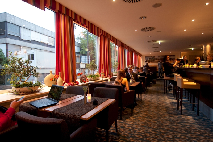 Imagen del bar/restaurante del Hotel Cityclass Am Dom. Foto 3