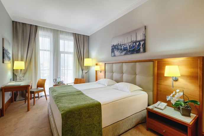 Imagen de la habitación del Hotel Cityhotel. Foto 11