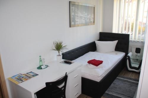 Imagen de la habitación del Hotel City-hotel. Foto 6