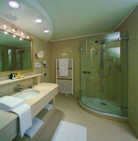 Imagen de la habitación del Hotel Cityhotel Goldener Adler BandB. Foto 13