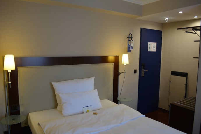 Imagen de la habitación del Hotel Cityhotel Kaiser Karl Aachen. Foto 10