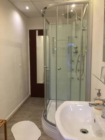 Imagen de la habitación del Hotel City-hotel-garni-diez. Foto 8